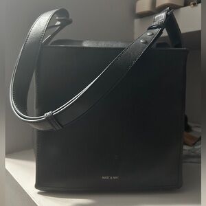 Matt & Nat LORO VEGAN SHOULDER BAG - VINTAGE